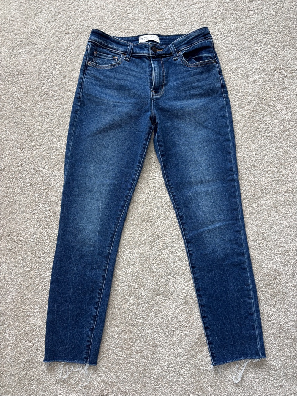 Abercrombie & Fitch Dark Blue Super Skinny Mid Rise Jean Size 4